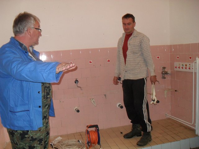 img00004.jpg